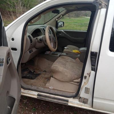 2015 Nissan truck CORRECTION 2014