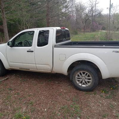 2015 Nissan truck CORRECTION 2014