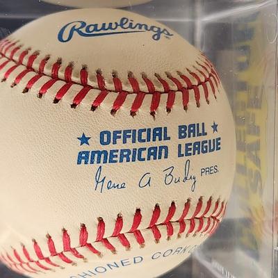 Scott Schoeneweis 60 OMLB Signed Autographed Baseball In Collectors Case