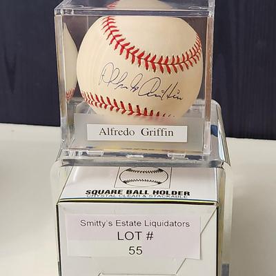 Alfredo Griffin OMLB Signed Autographed Baseball In Collectors Case