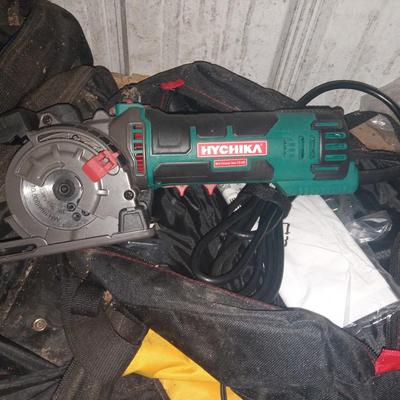 Lot of Dewalt tools