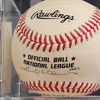 Todd Dunwoody Cubs OMLB Signed Autographed Baseball In Collectors Case