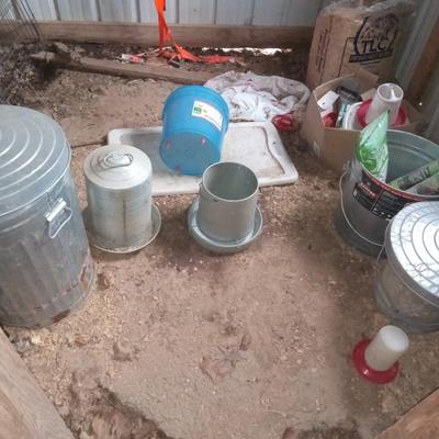 Live trap, chicken supplies