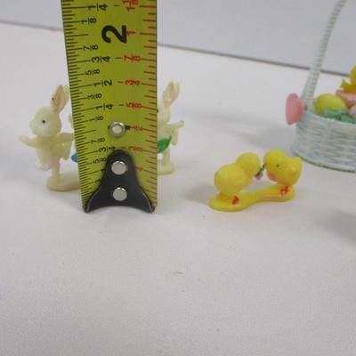 Vintage Easter Decorations Bunnies Dancing Made In Hong Kong