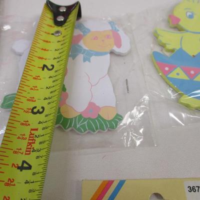 Easter Decorations Egg Garland Wood Craft Bunny Heads & Frank's Pencils Lot 2