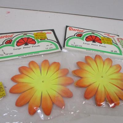 Darice Petal Assortments Made In Hong Kong Choice 3