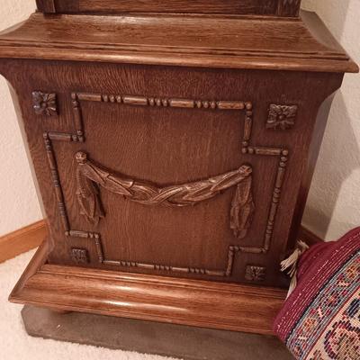 ANTIQUE GRANDFATHER PENDULUM CHIMING CLOCK THAT WORKS!