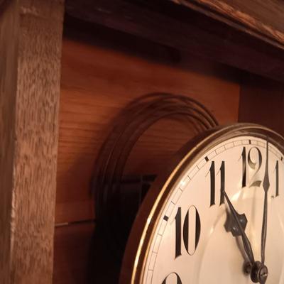 ANTIQUE GRANDFATHER PENDULUM CHIMING CLOCK THAT WORKS!