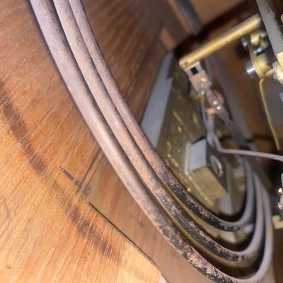 ANTIQUE GRANDFATHER PENDULUM CHIMING CLOCK THAT WORKS!