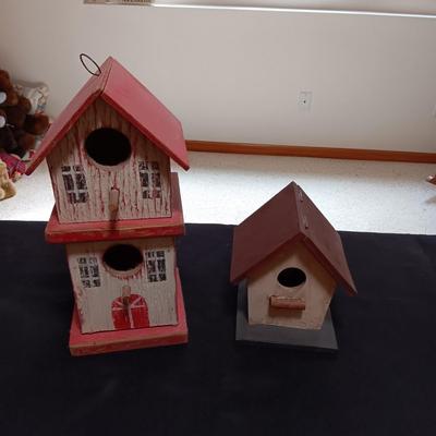 2 BIRDHOUSES (2)
