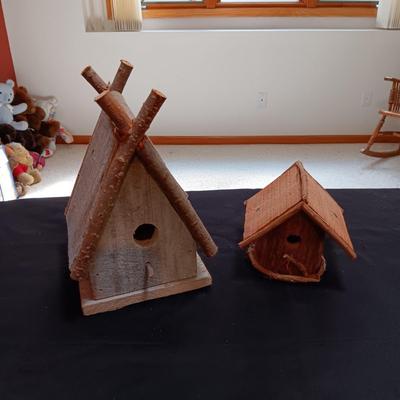 2 UNIQUE BIRDHOUSES