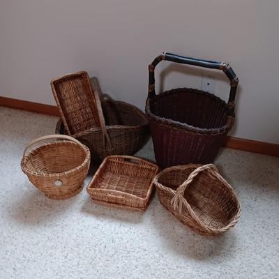 AN ASSORTMENT OF BASKETS