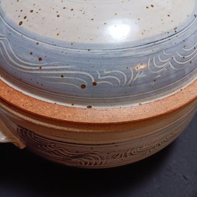 CLAY SERVING DISH WITH LID