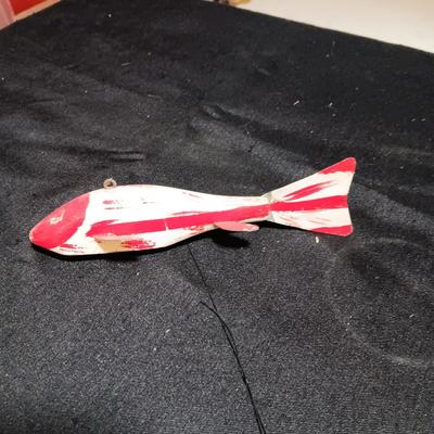 LARGE WOODEN FISHING LURES WITH TIN FINS