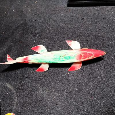 LARGE WOODEN FISHING LURES WITH TIN FINS