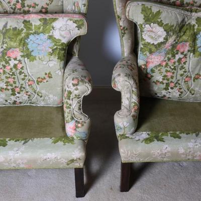 Pair of Vintage Wing Chairs in Floral Upholstery