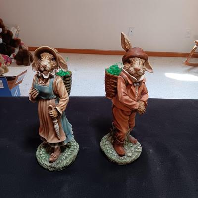 MR AND MRS PETER COTTONTAIL