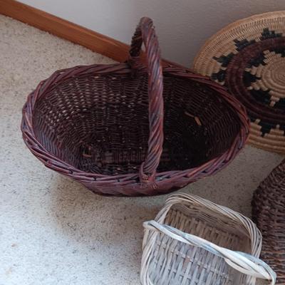 AN ASSORTMENT OF BASKETS