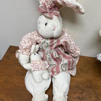 lot of 4 plush bunnies bunny rabbits