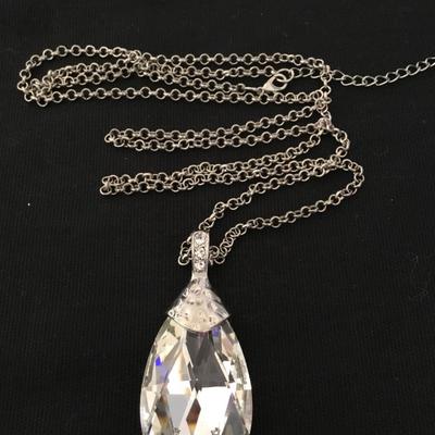 Beautiful Silver tone crystal drop statement necklace