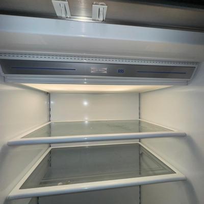 600 Sub Zero Model: 695/03