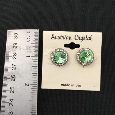 Beautiful vintage Australian crystal Emerald green stud earrings