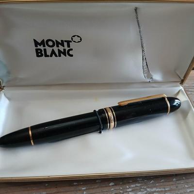 Mont Blanc Meisterstuck Vintage 149 Black Fountain Pen with instructions and original box!