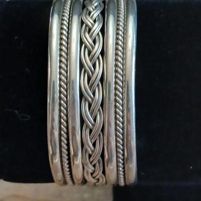 Beautiful .925 Mexico marked bracelet