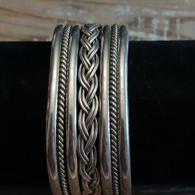 Beautiful .925 Mexico marked bracelet