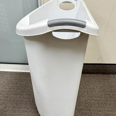Sterilite Tall Laundry Baskets