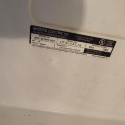 GE Microwave Oven