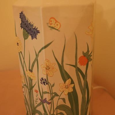 Mid Century Floral Butterfly Ginger Jar Table Lamp