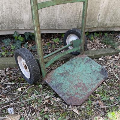 LOT 1S: Hand Truck