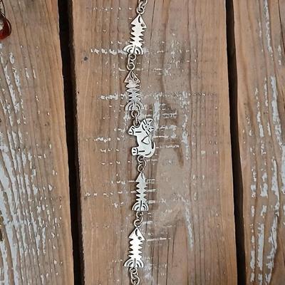 Vintage bracelet Cat and fishbones .925 marked - So cute!