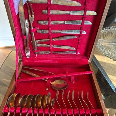 Thai. - Brass silverare set in box