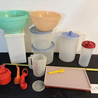 Tupperware Lot