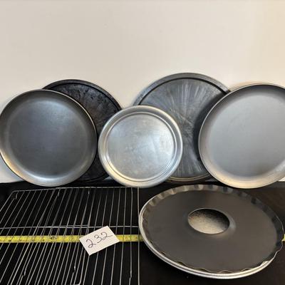 Pizzza Pans and More