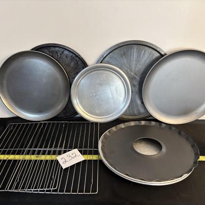 Pizzza Pans and More