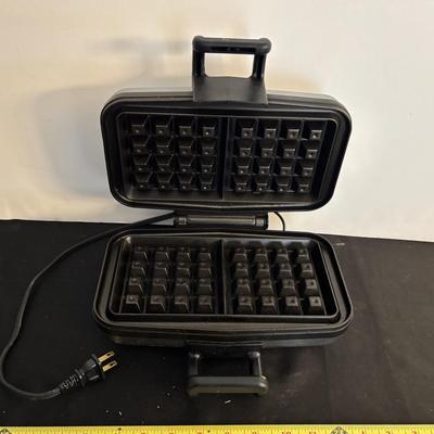 Vitantonio Premier Belgian Waffle Iron
