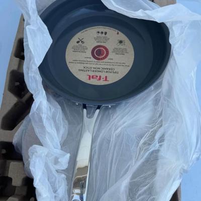 A - T-fal Forged Non-Stick Set 10 Piece Cookware in Blue