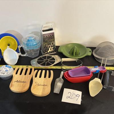 Kitchen Lot