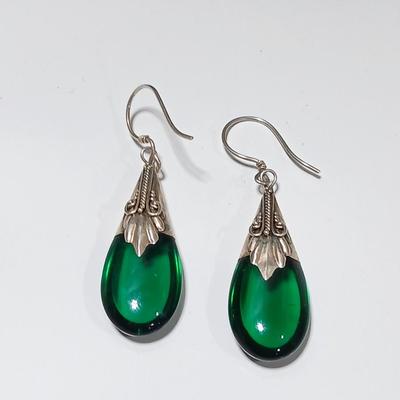 Beautiful Art Deco Teardrop Earrings .925 marked Sterling Silver Faux Emerald earrings