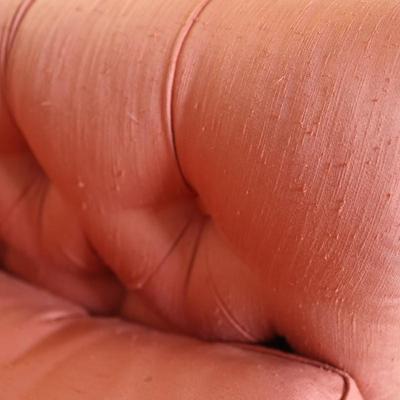 Distinctive Furniture by Gilliam Tufted Loveseat