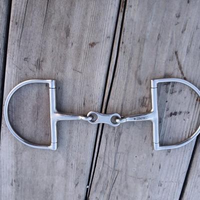 Equestrian Tack - Coronet Hollow Mouth Dee Snaffle Bit