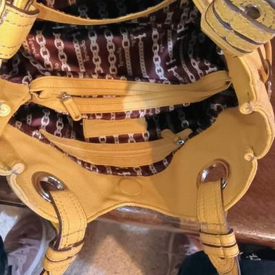 TIGNANELLO LEATHER PURSE WITH SATIN LINING
