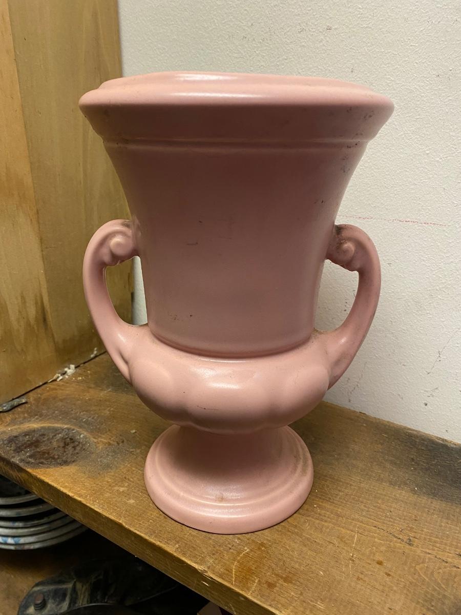 Vintage Mauve Abingdon Vase Vintage Mauve Abingdon Vase
