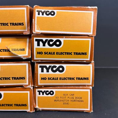 LOT 5K: Vintage Tyco Trains, Accessories & More