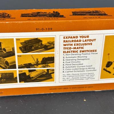 LOT 5K: Vintage Tyco Trains, Accessories & More