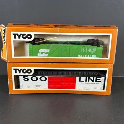 LOT 5K: Vintage Tyco Trains, Accessories & More