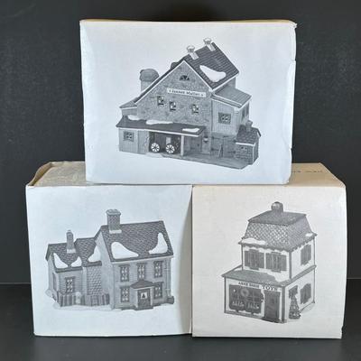 LOT 6K: Department 56 Heritage Village Collection New England Village Series - Jannes Mullet Amish Farm House, Barn & Ann Shaw Toys